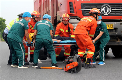 乌苏沛县道路救援